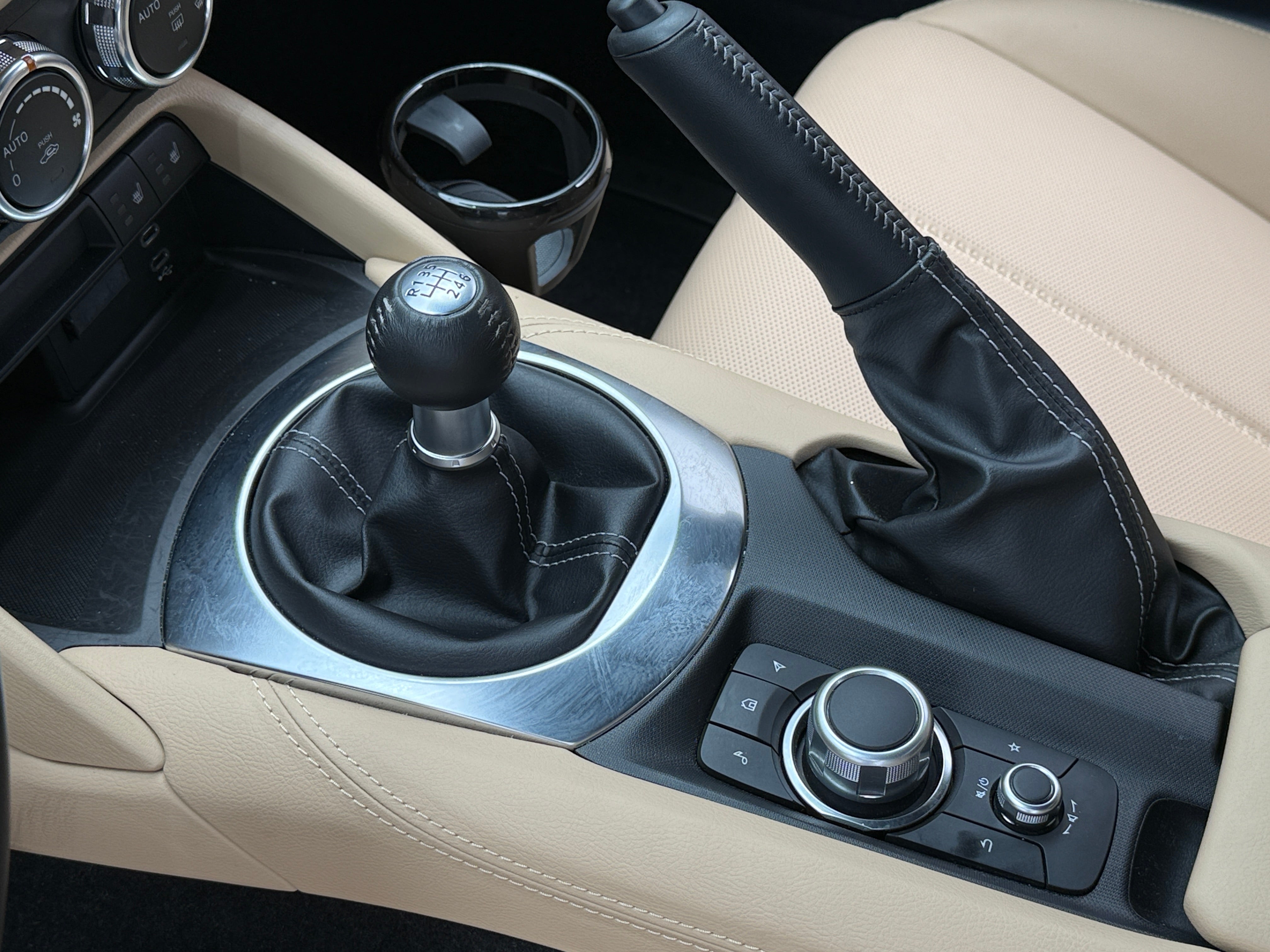 mazda mx-5 miata 2025 JM1NDAD76S0654561 image mazda mx-5 miata 2025 JM1NDAD76S0654561 image